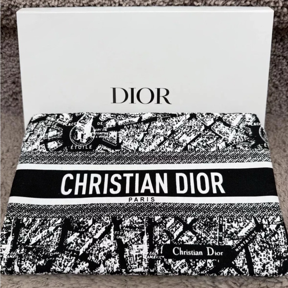 NIB CHRISTIAN DIOR Beauty Plan De Paris Map Makeup Bag Novelty GWP Pouch Clutch - Picture 6 of 6